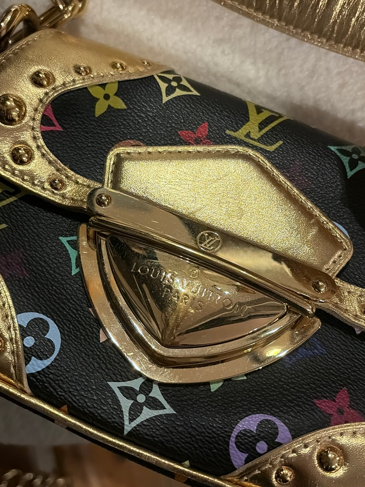 LOUIS VUITTON Marilyn Monogram multicolor Shoulder Bag in Gold leathe