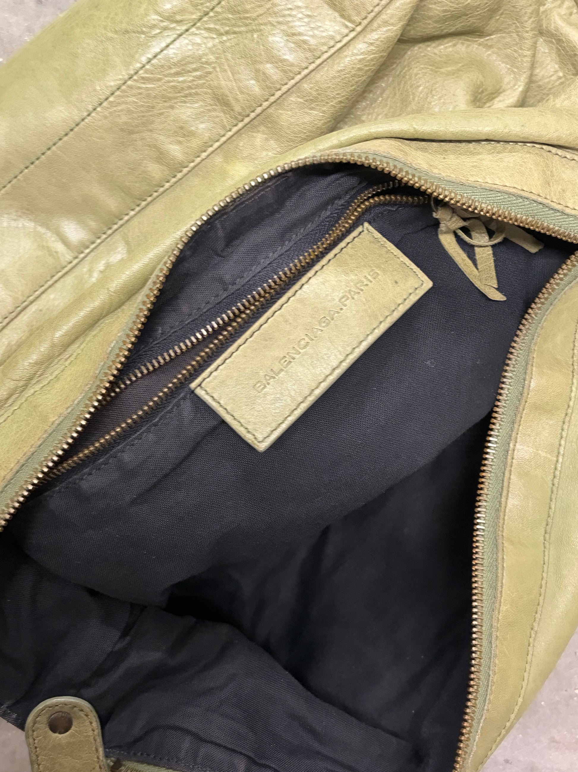 Balenciaga City Hobo Bag In Green