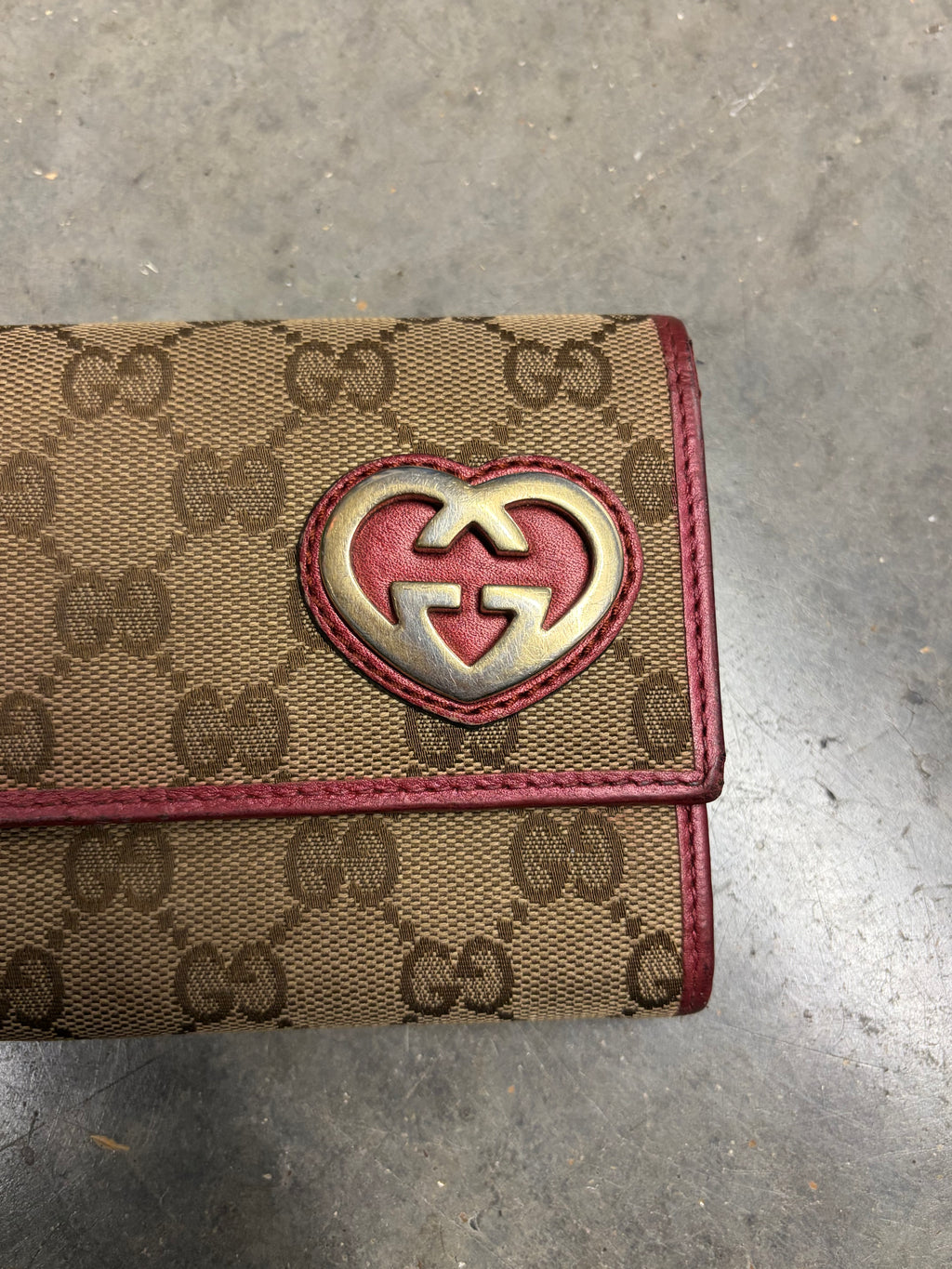 Gucci GG Canvas Heart Red Wallet