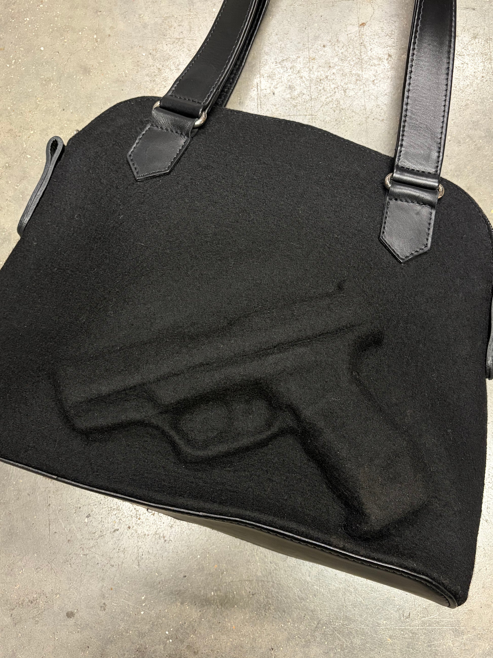 Vlieger & Vandam Gun Black Leather Bag