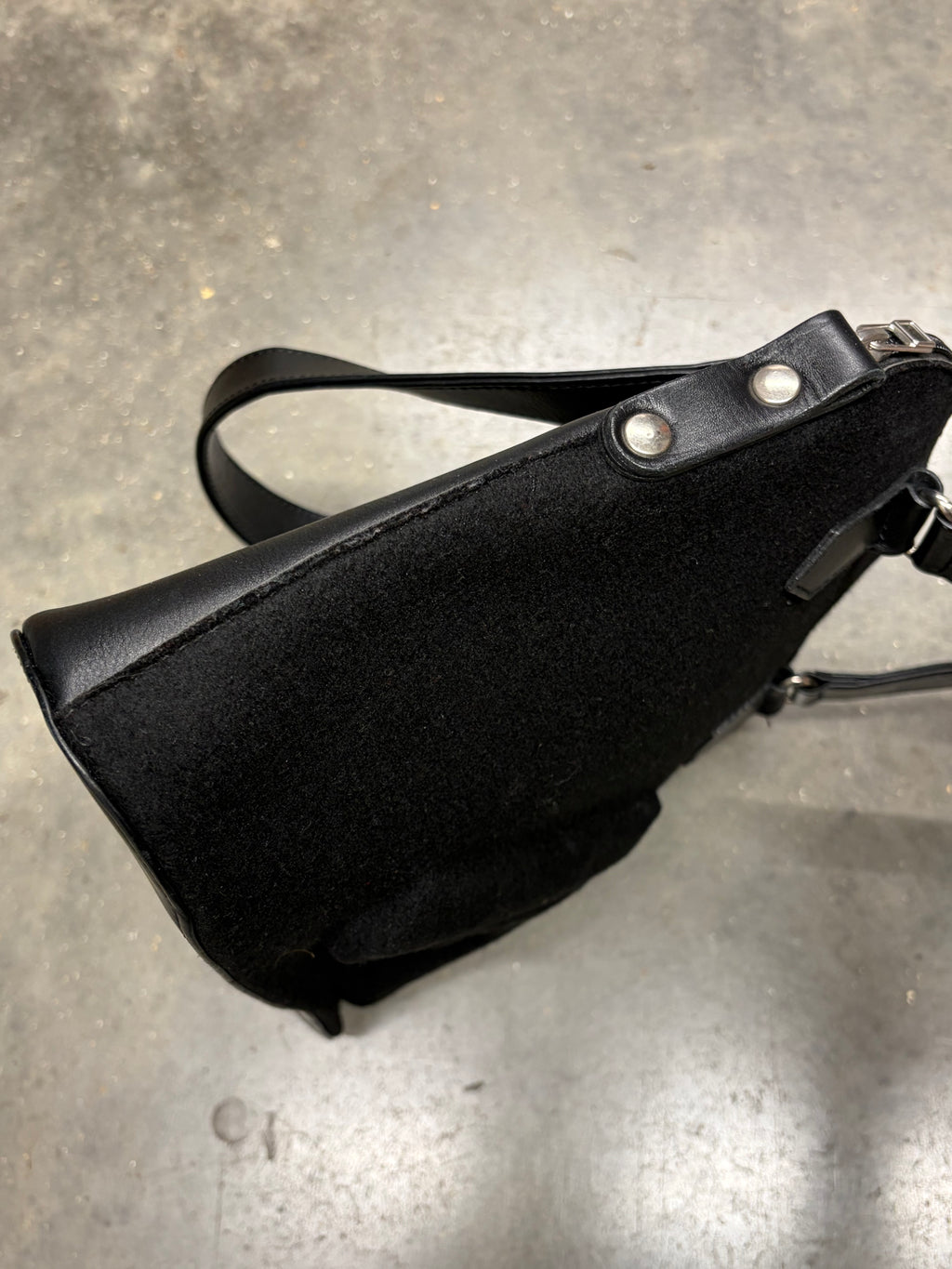 Vlieger & Vandam Gun Black Leather Bag