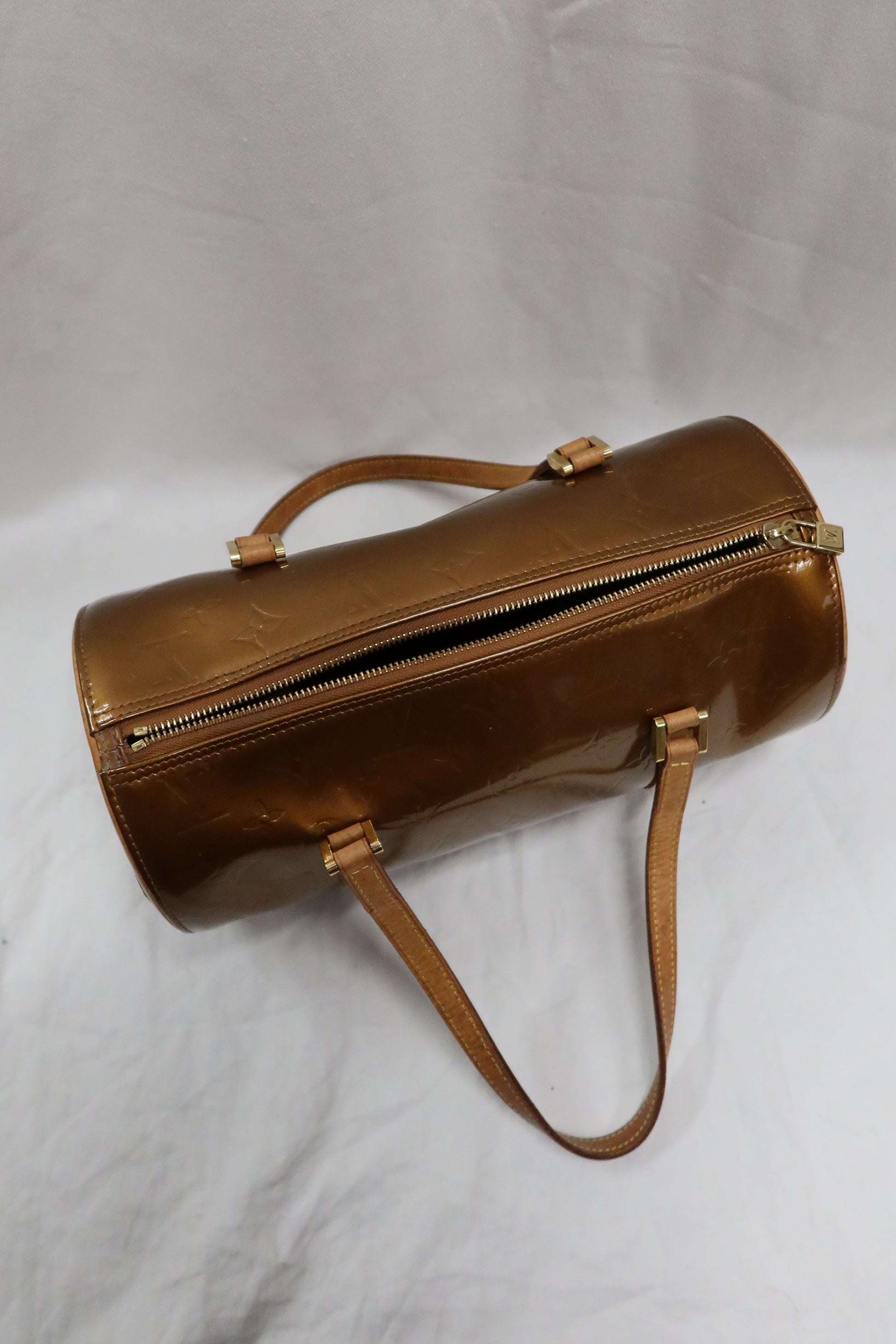 Louis Vuitton Monogram Vernis Bedford Papillon Handbag