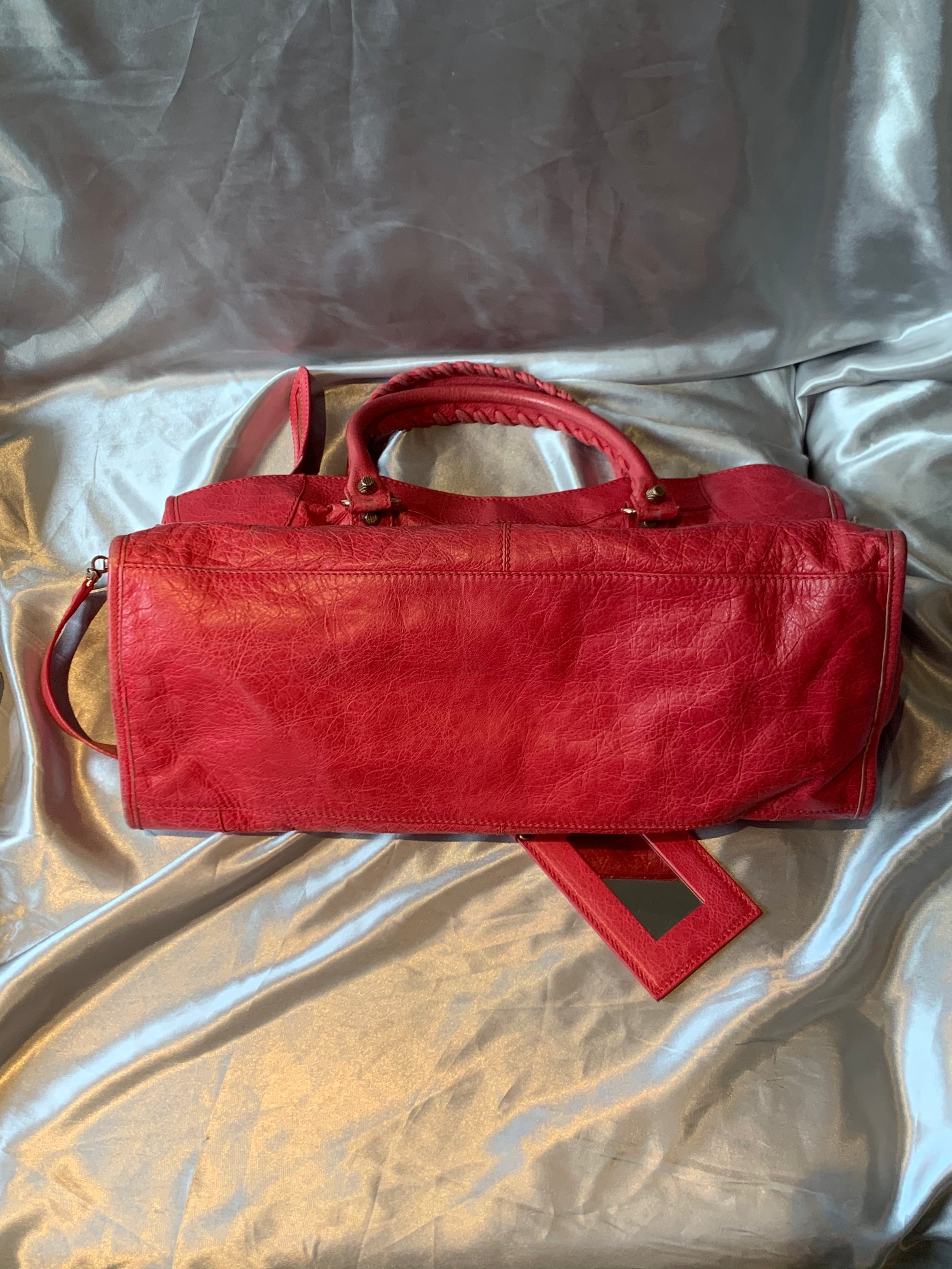 Balenciaga City Bag Size Medium in Red