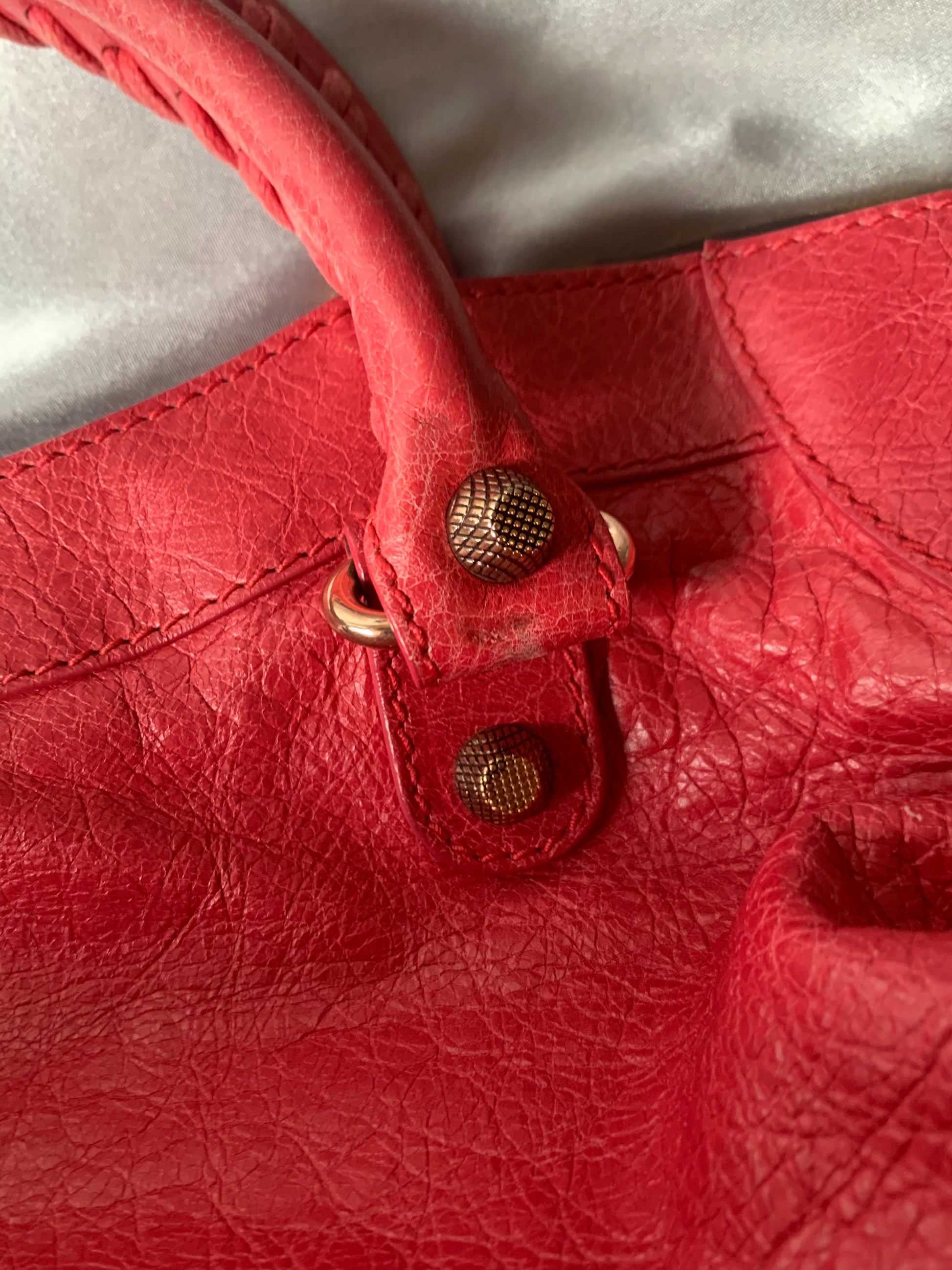Balenciaga City Bag Size Medium in Red