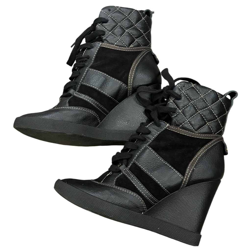 Chloé Black Leather Trainers